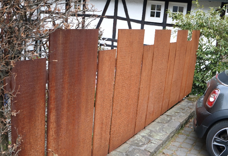 Lorem ipsum dolor sit amet, consetetur sadipscing elitr, sed diam nonumy eirmod tempor invidunt ut labore et dolore magna aliquyam erat, sed diam voluptua.